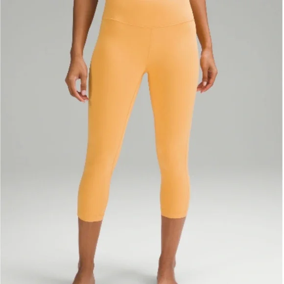 Women's Yellow Cropped Leggings Size 14 Lululemon Align Crop 21” Mango Dream - Picture 1 of 5